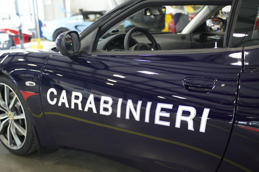 Детали экстерьера Lotus Evora S Carabinieri 2011 года  (фото 3 из 11)